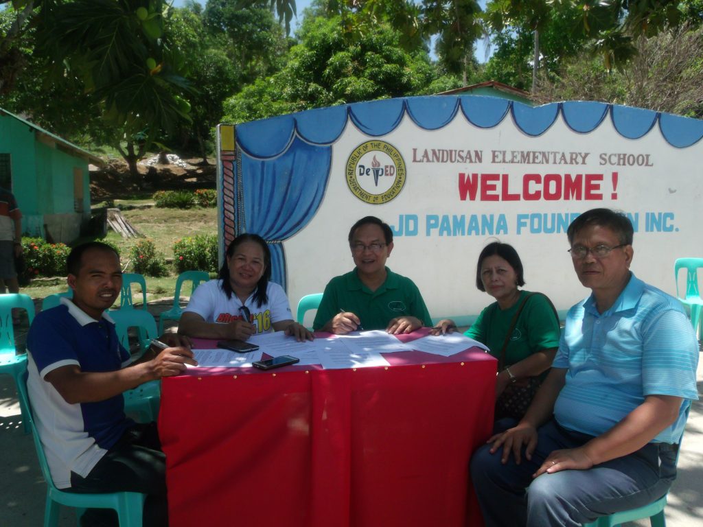 Mr. Ramir Castillo - Landusan Elem Sch Principal, Ms. Anecita Marzol - District Supervisor, Mr. Dan delos Reyes - JD Pamana President, Ms. Julie Parungao - JD Pamana Treasurer, Mr. Ronel Fulgado - Senior Pastor Victory Christian Church